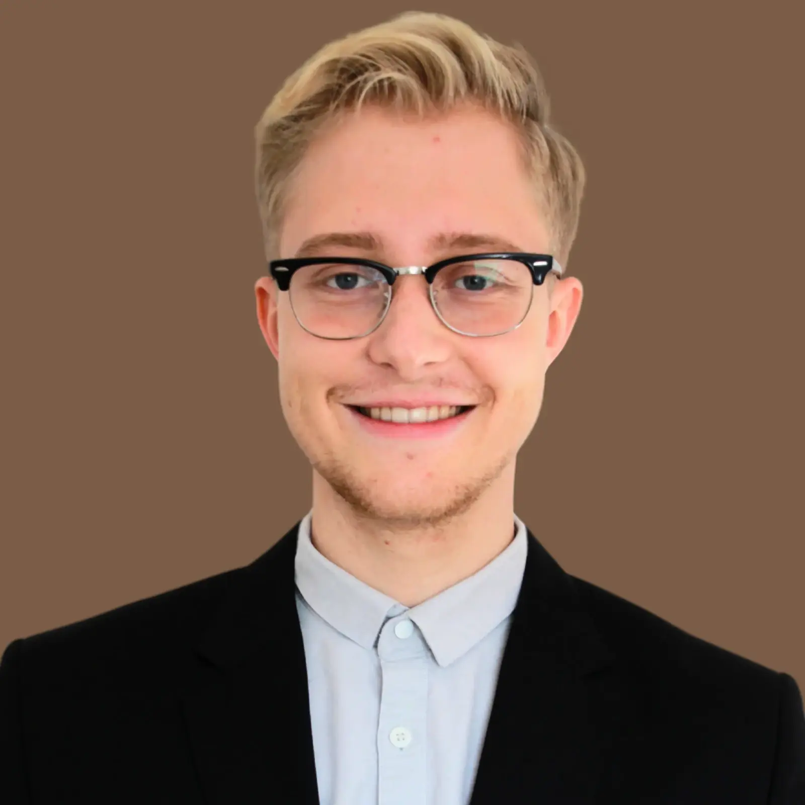 Porträt von Leon, Co-Founder & Chief AI Officer
